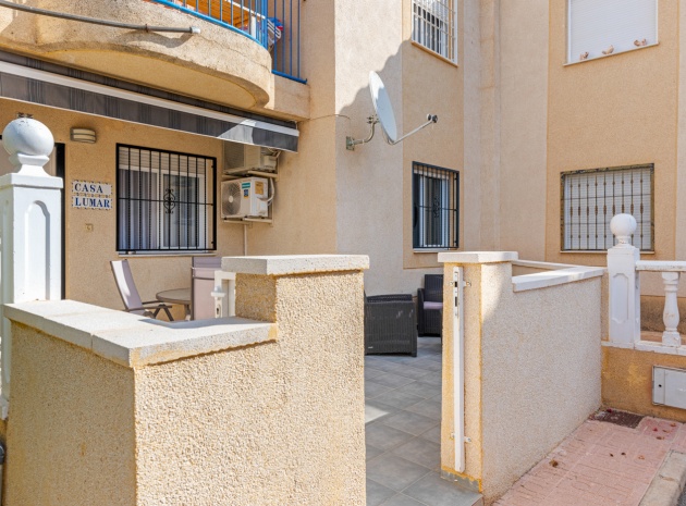 Återförsäljning - Lägenhet - Torrevieja - El Limonar