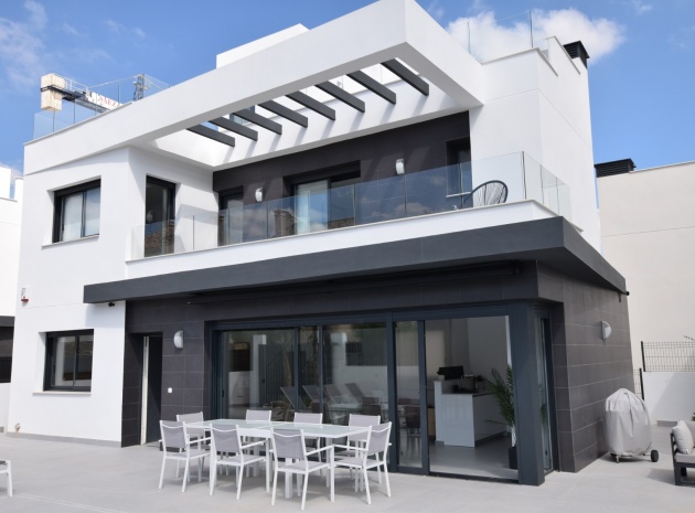 Resale - Villa - Algorfa - La Finca golf resort