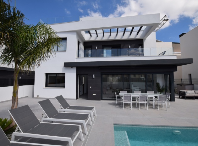 Resale - Villa - Algorfa - La Finca golf resort