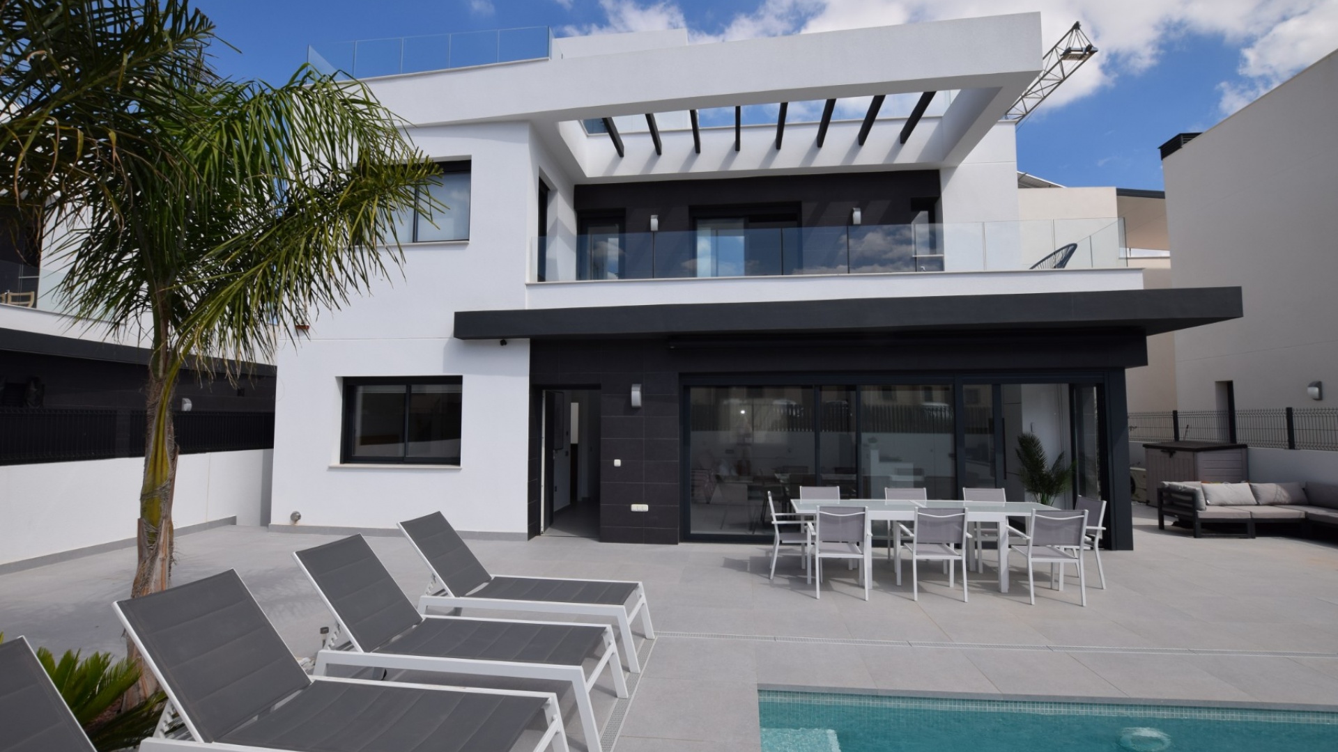 Resale - Villa - Algorfa - La Finca golf resort