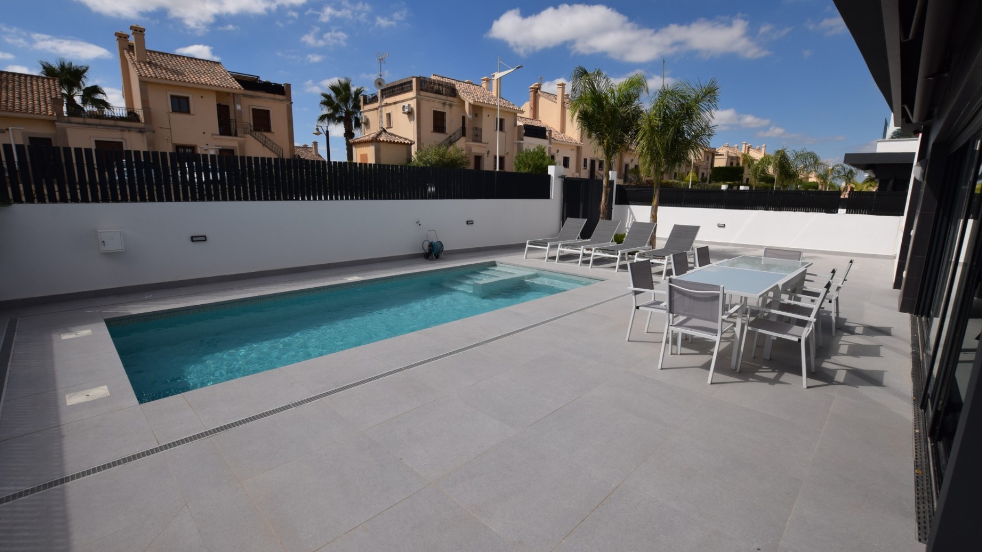 Resale - Villa - Algorfa - La Finca golf resort