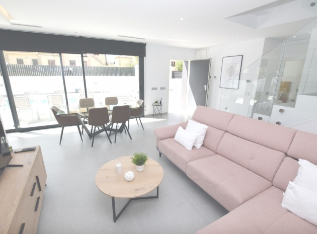 Resale - Villa - Algorfa - La Finca golf resort