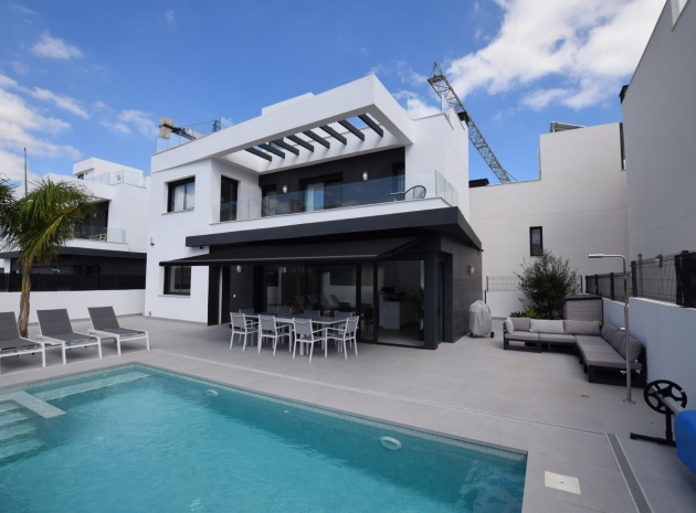 Resale - Villa - Algorfa - La Finca golf resort