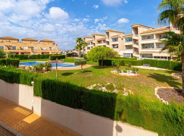 Resale - Villa - Los Altos - Res. Don Sancho