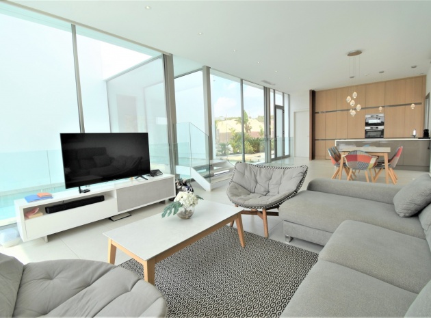 Resale - Villa - Las Colinas Golf Resort