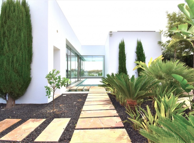 Resale - Villa - Las Colinas Golf Resort