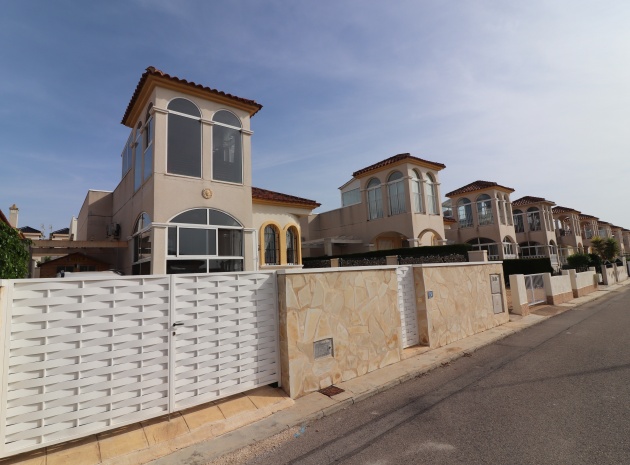 Resale - Villa - Benijofar - Benimar II