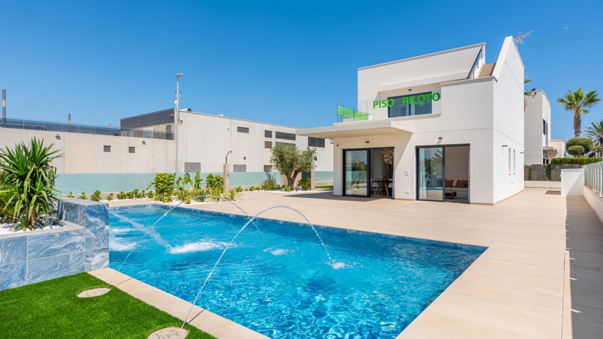 Nieuw gebouw - Villa - Cabo Roig