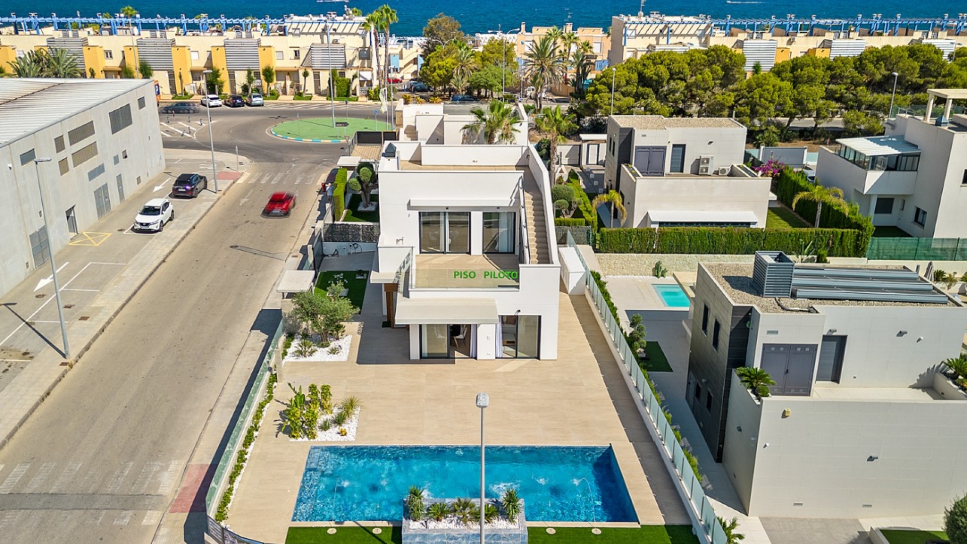 Nieuw gebouw - Villa - Cabo Roig