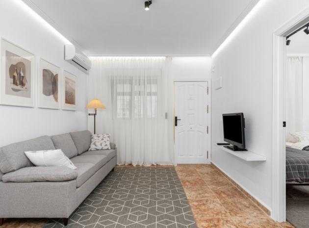 Resale - Apartment - Orihuela Costa - Punta Prima