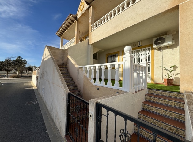 Resale - Apartment - Cabo Roig - la regia