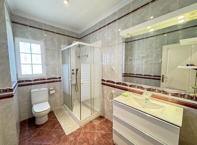 Resale - Villa - San Miguel de Salinas - torrestrella