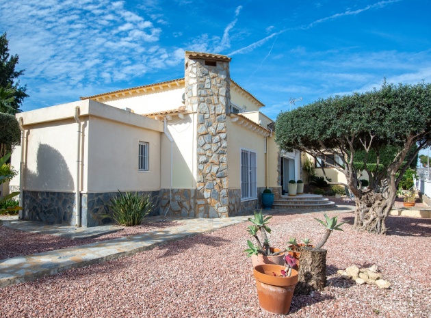 Resale - Villa - Algorfa