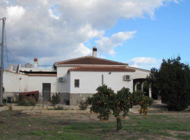 Resale - Country Property - Dolores