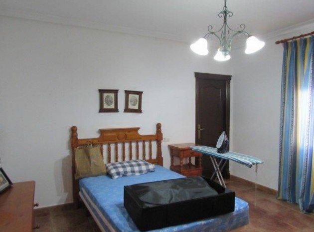 Resale - Country Property - Dolores