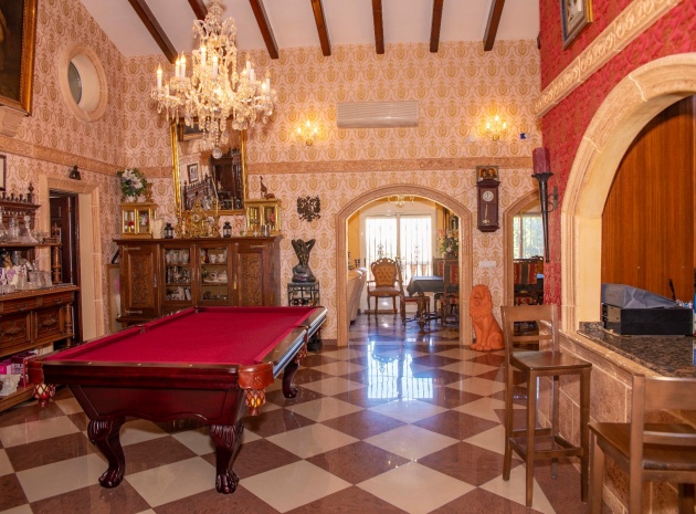 Återförsäljning - Country Property - Dolores