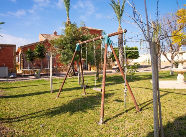 Återförsäljning - Country Property - Dolores