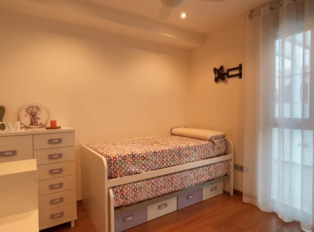 Resale - Villa - Mil Palmeras