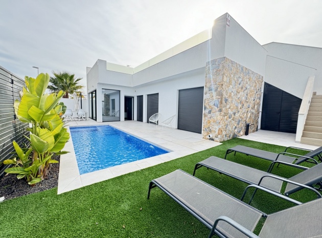 Resale - Villa - Pilar de la Horadada