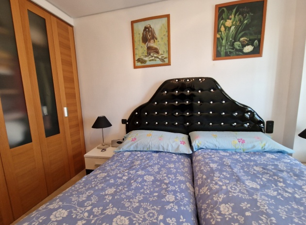 Resale - Apartment - Guardamar del Segura - Marjal Beach