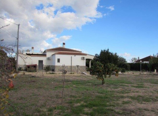Resale - Country Property - Dolores
