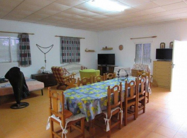 Resale - Country Property - Dolores