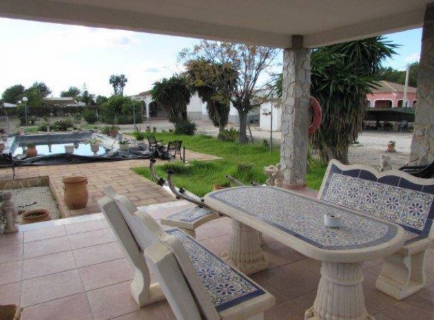 Resale - Country Property - Dolores
