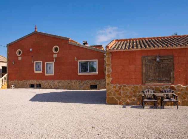 Återförsäljning - Country Property - Dolores