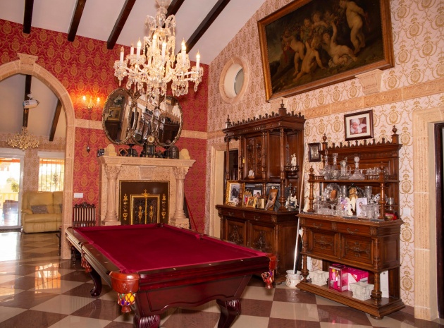 Återförsäljning - Country Property - Dolores