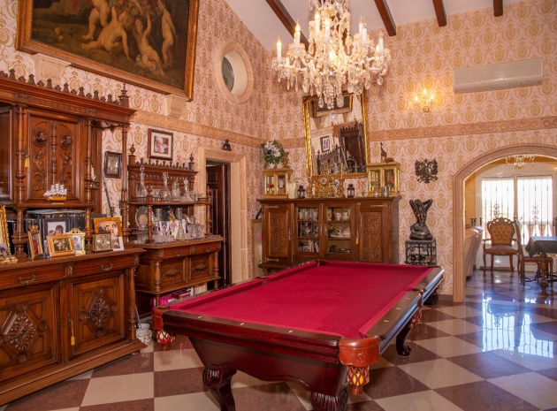 Återförsäljning - Country Property - Dolores