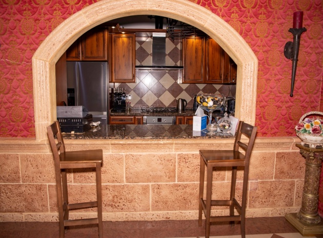 Återförsäljning - Country Property - Dolores