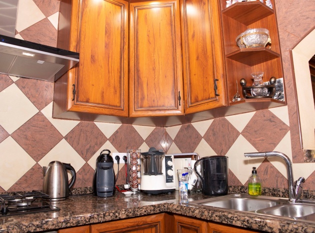 Återförsäljning - Country Property - Dolores