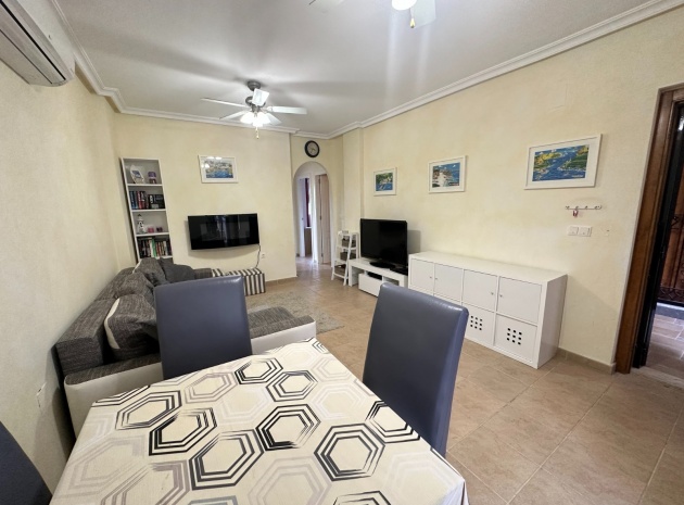 Resale - Apartment - Jacarilla