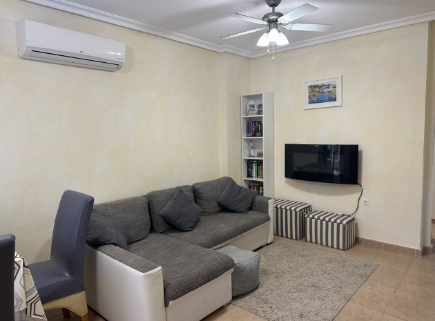 Resale - Apartment - Jacarilla