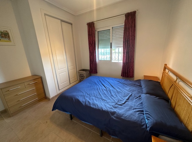 Resale - Apartment - Jacarilla