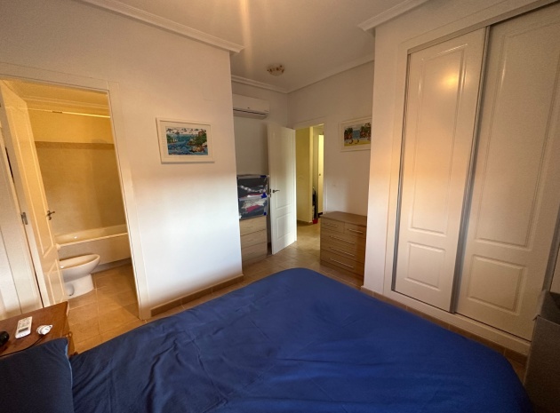 Resale - Apartment - Jacarilla