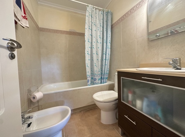 Resale - Apartment - Jacarilla