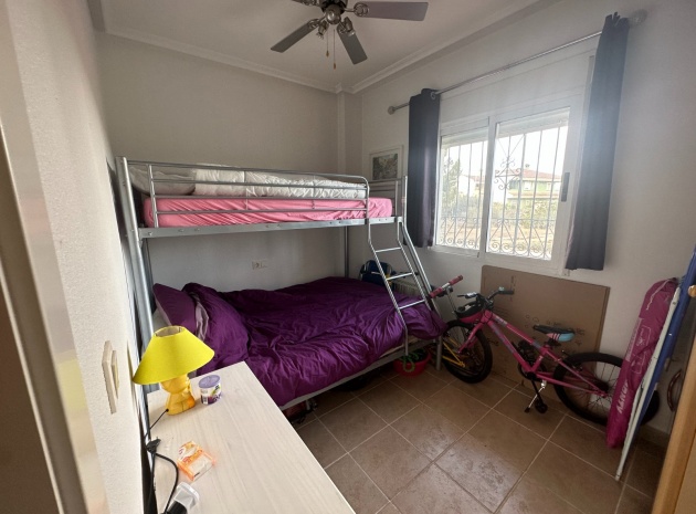 Resale - Apartment - Jacarilla