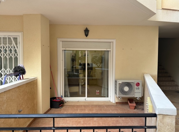 Resale - Apartment - Jacarilla