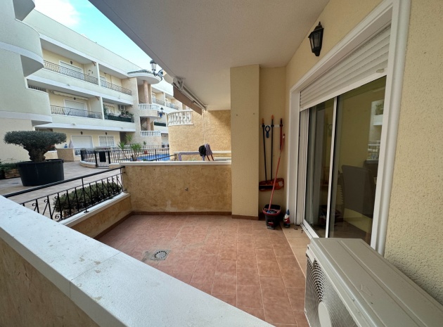 Resale - Apartment - Jacarilla