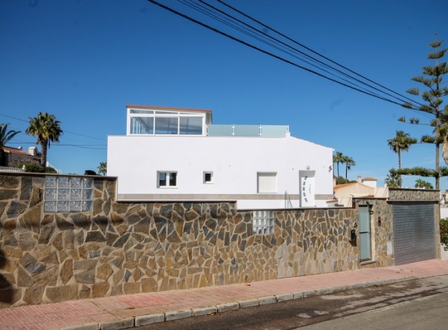 Resale - Villa - San Miguel de Salinas - San Miguel De Salinas