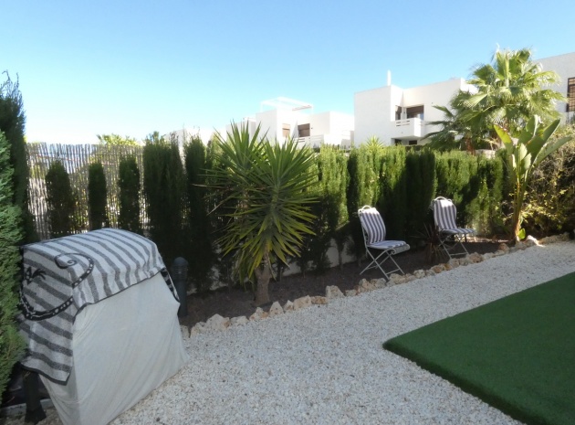 Resale - Apartment - Algorfa