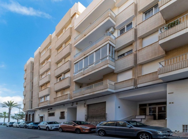 Återförsäljning - Lägenhet - Torrevieja - Playa Del Cura