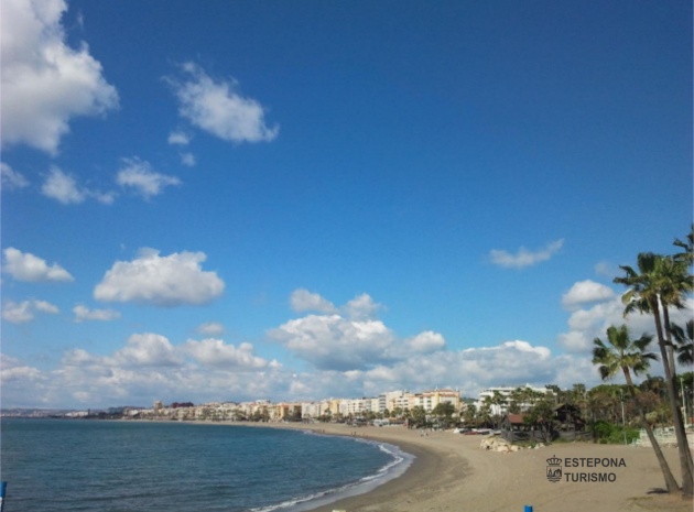 Nieuw gebouw - Herenhuis - Estepona - Urb. Estepona Golf