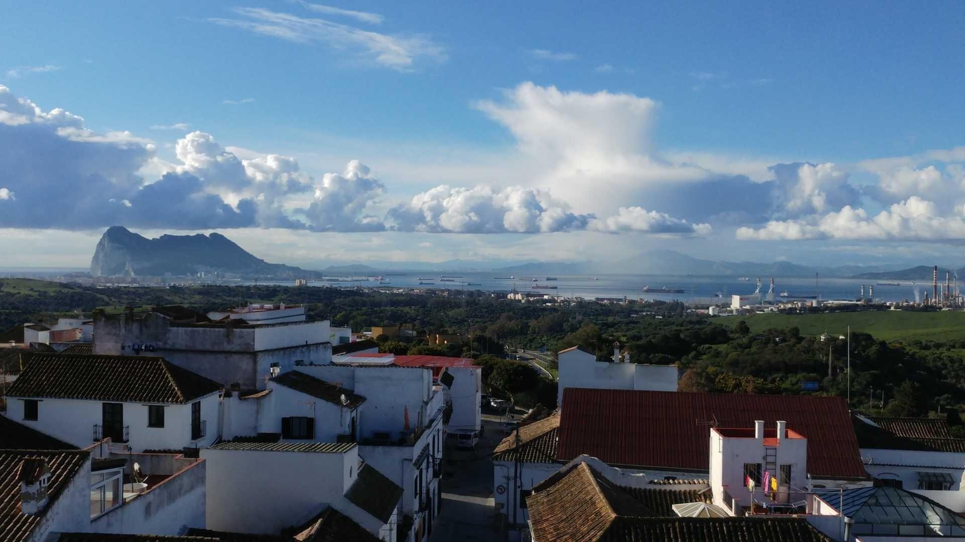 Nybyggnad - Lägenhet - La Linea De La Concepcion - Alcaidesa