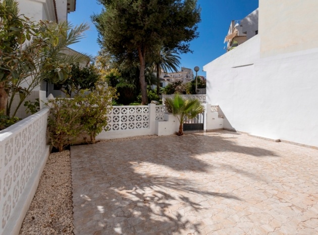 Resale - Apartment - Torrevieja - calas blancas