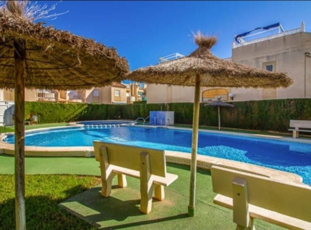 Resale - Apartment - Torrevieja - el chaparral