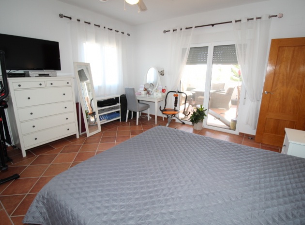 Resale - Villa - Villamartin - blue lagoon