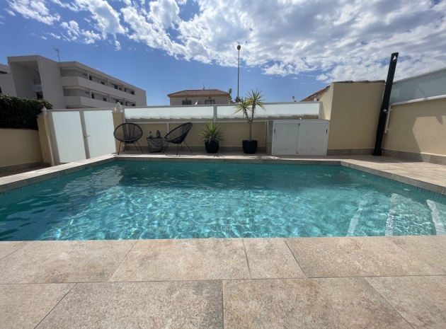 Resale - Villa - Playa Flamenca