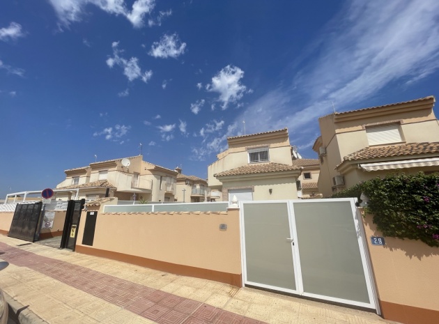 Resale - Villa - Playa Flamenca